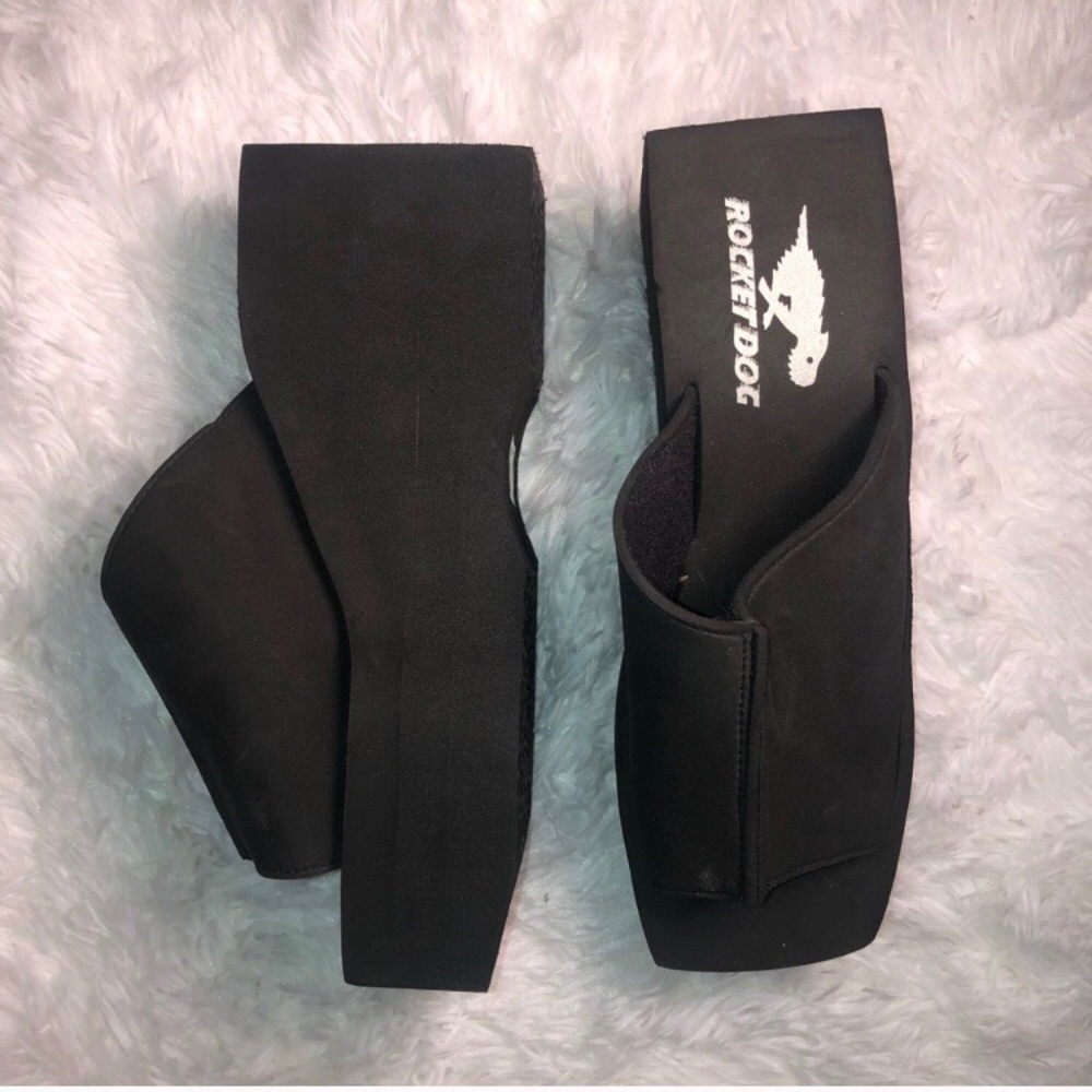 90s style chunky platforms